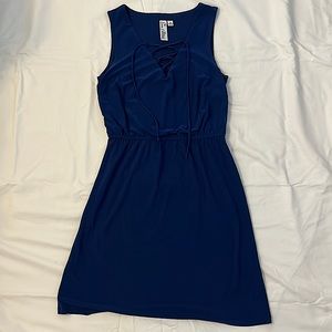 Cute sleeveless navy dress